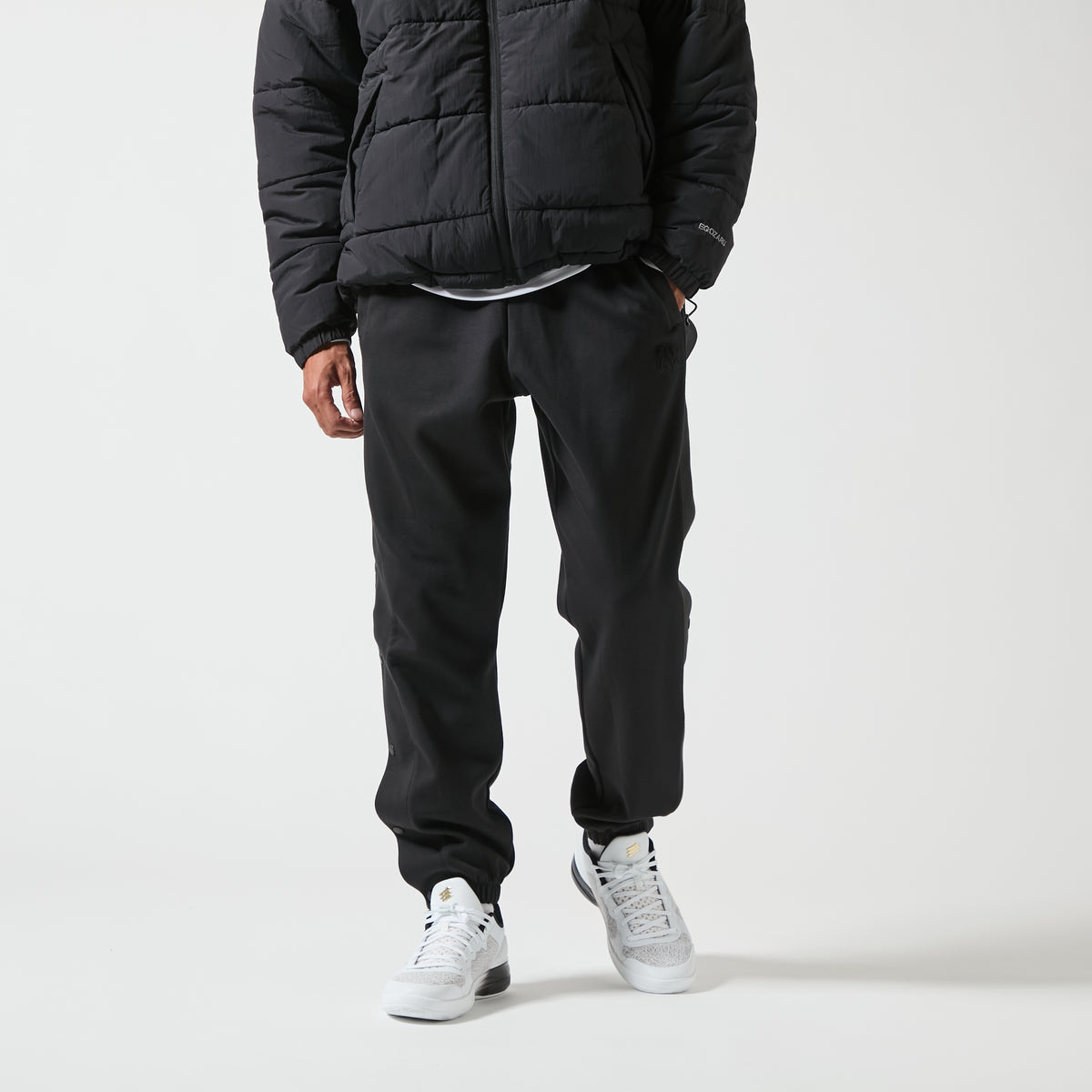 Double-faced sweatshirt Chenille patch Full open wide pants