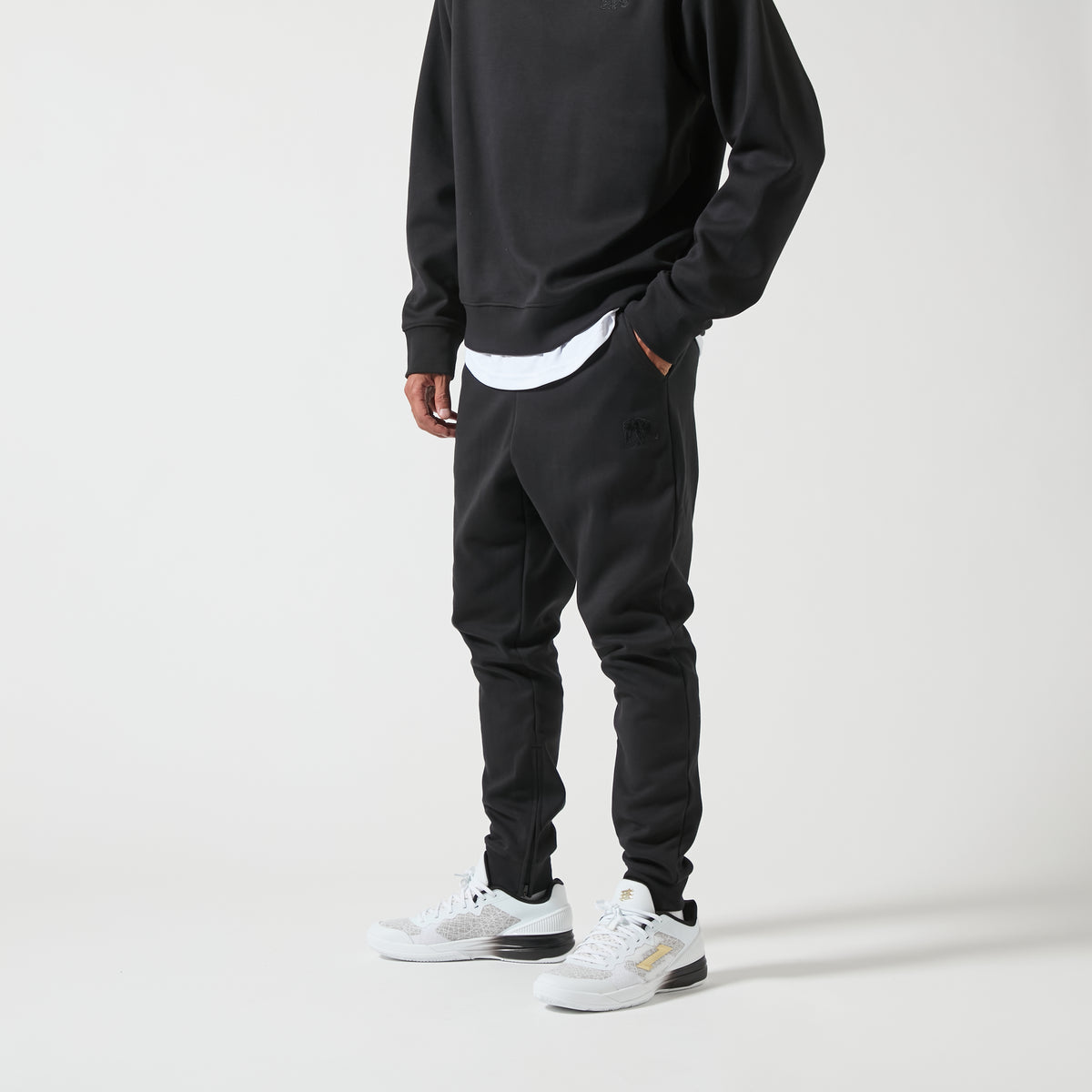 Double-faced sweatshirt Chenille patch Jogger pants