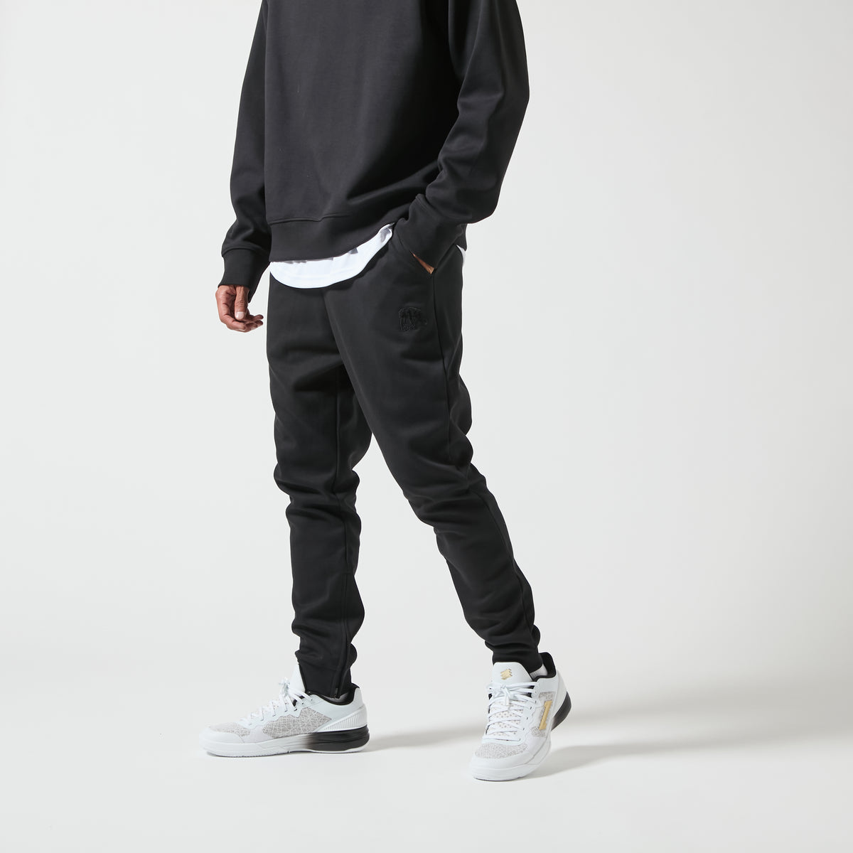 Double-faced sweatshirt Chenille patch Jogger pants