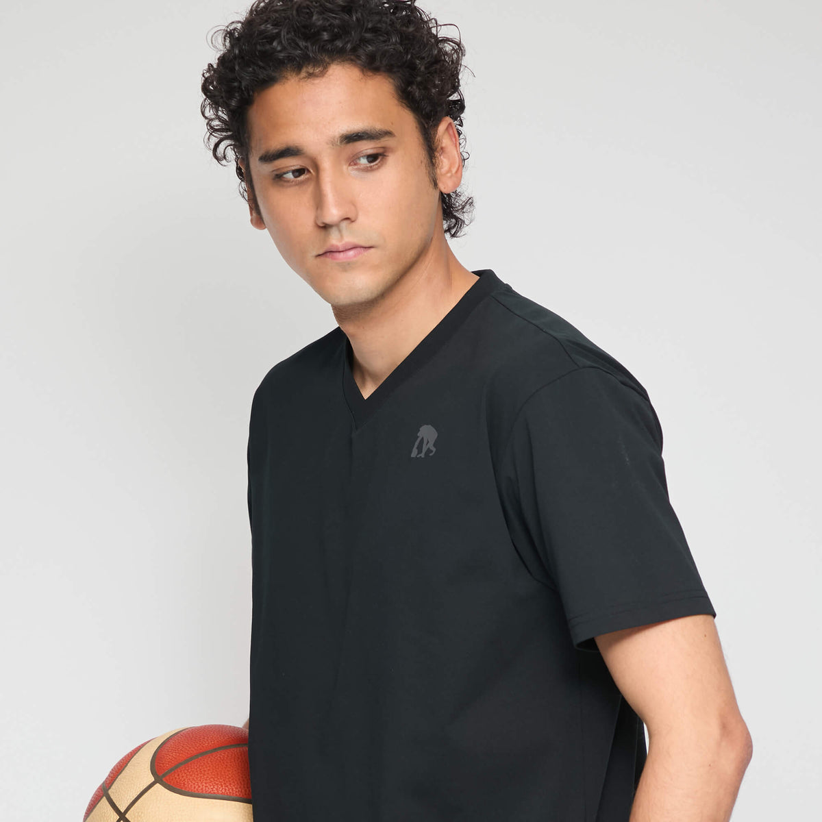 V-neck solid T-shirt