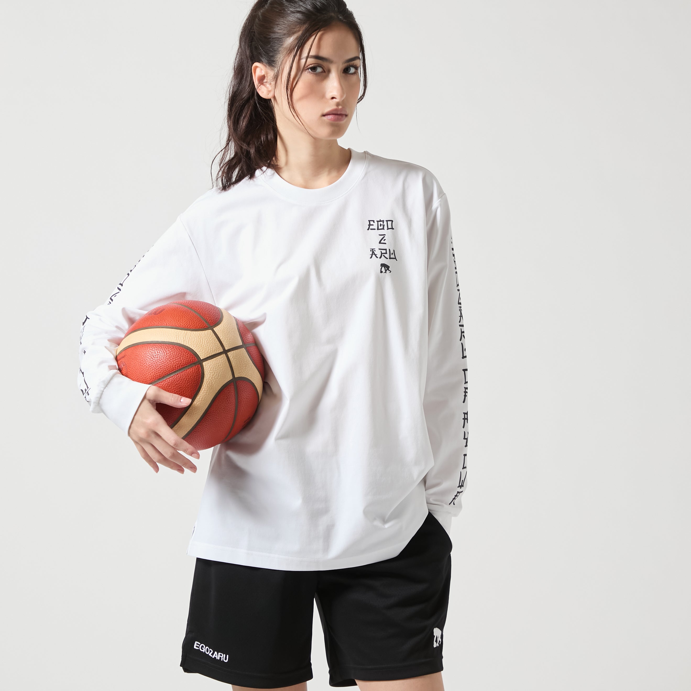 BIGシルエット オリエンタルスリーブロゴ ロングスリーブTシャツ