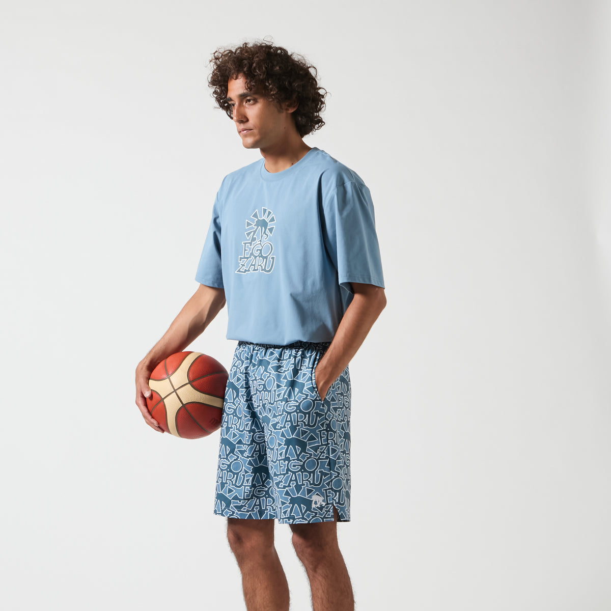 BIG Silhouette Upbeat T-shirt