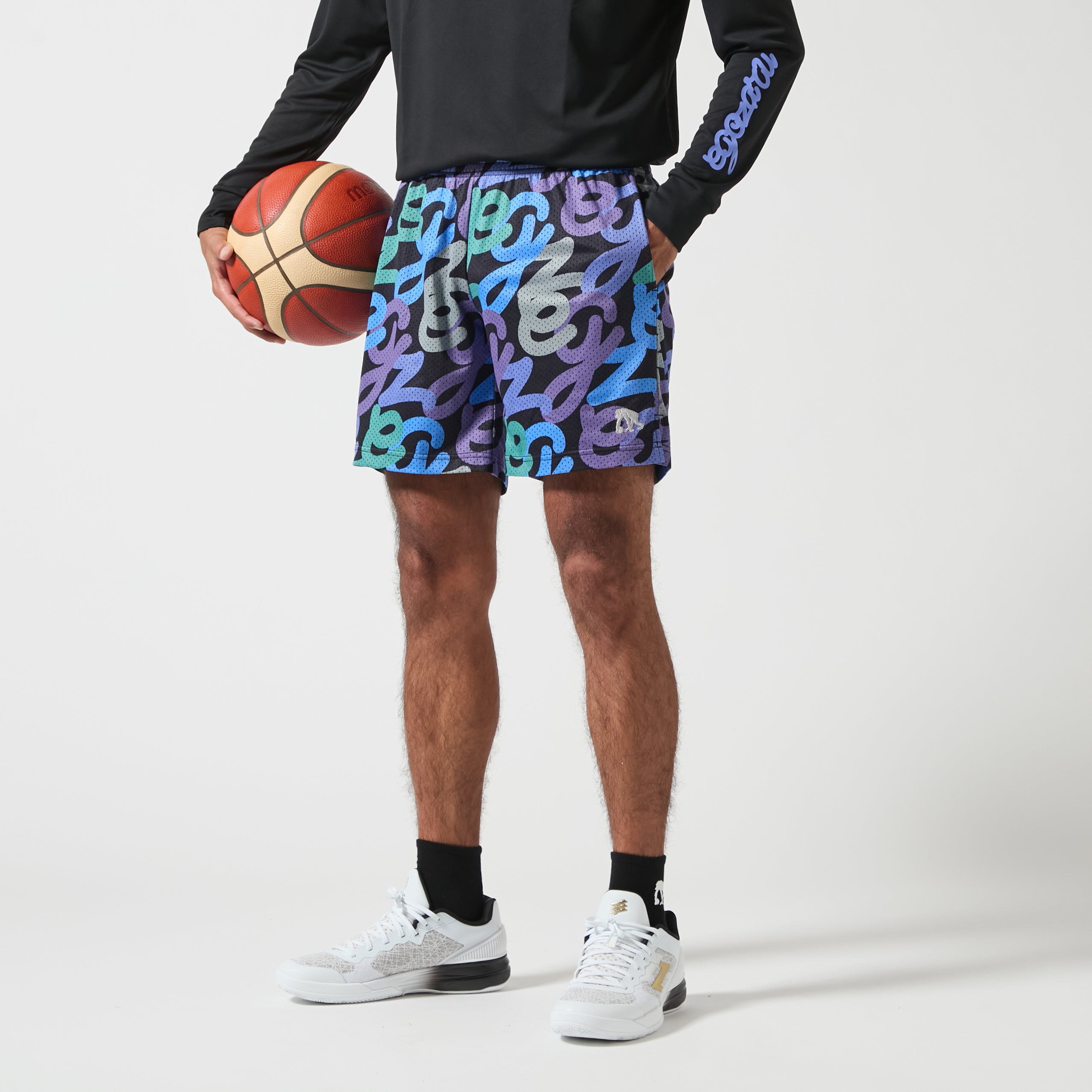 ひざ上丈］マルチスクリプト ショートパンツ – EGOZARU ONLINE STORE