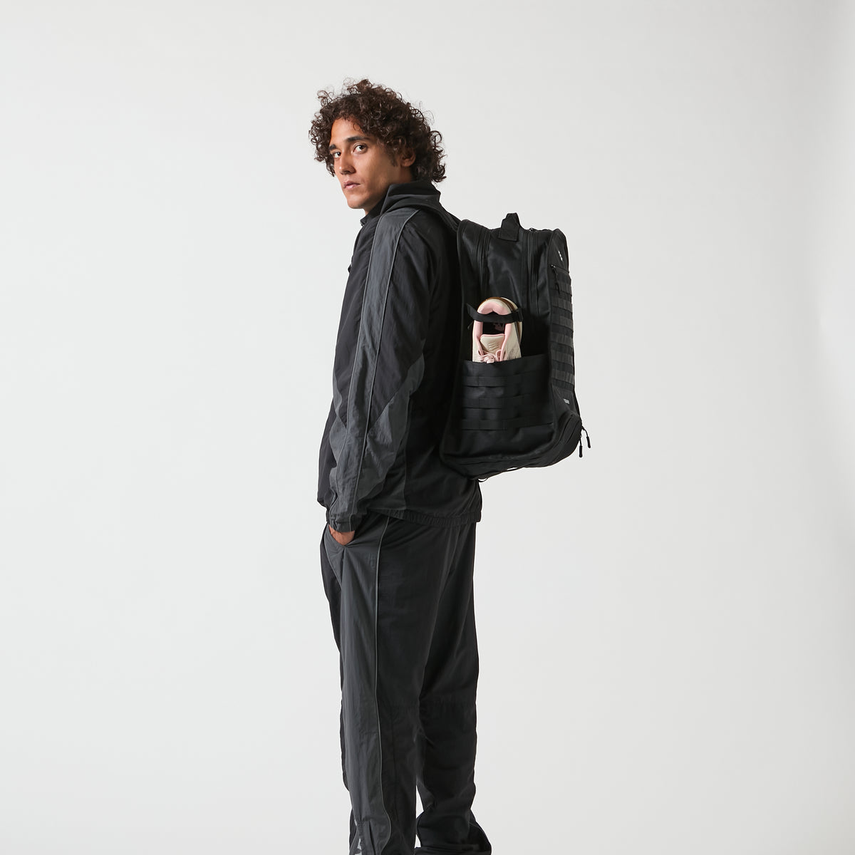 EZ ソリッドモールバックパック(36L)