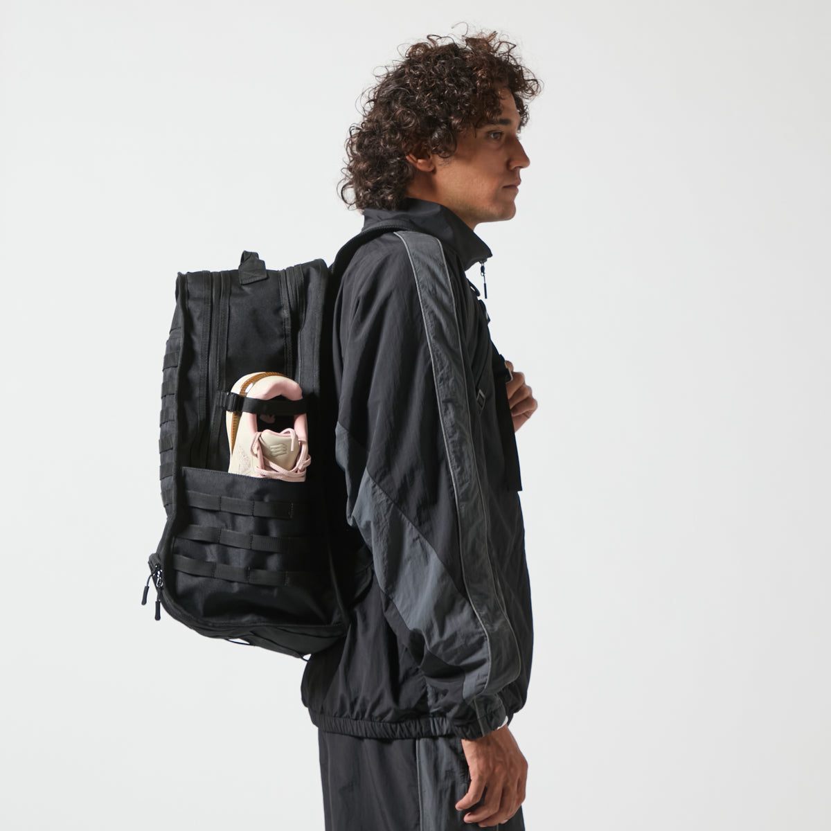 EZ ソリッドモールバックパック(36L)