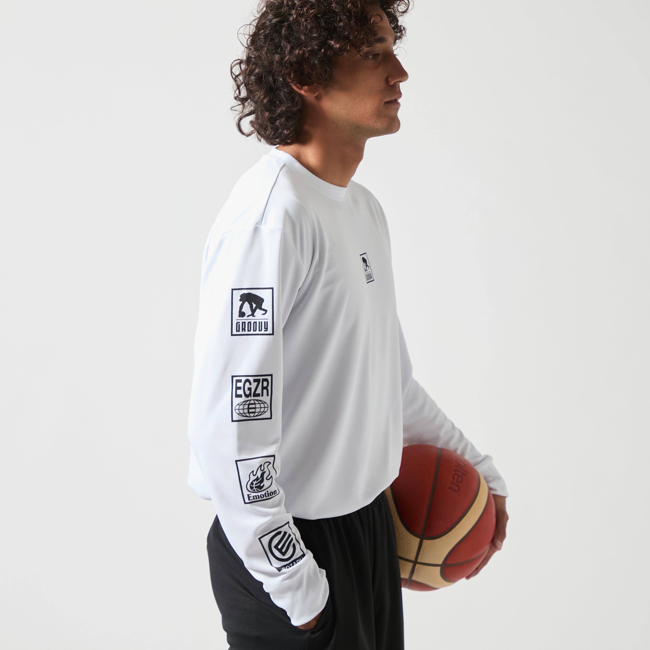 イズ　スリーブ　２種 エレメントアイコンスリーブ ロングスリーブTシャツ – EGOZARU