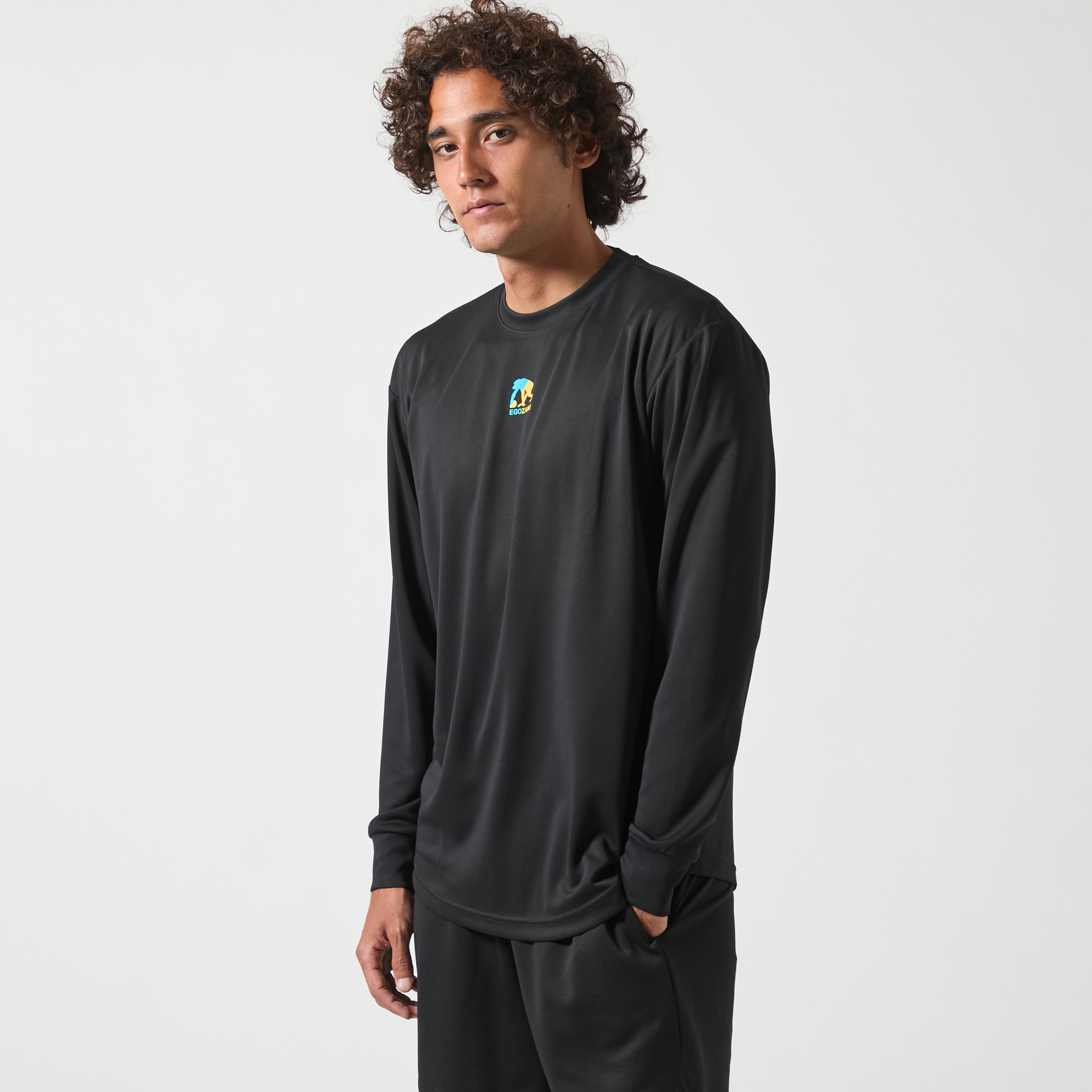 クアトロ ロゴ ロングスリーブTシャツ – EGOZARU ONLINE STORE