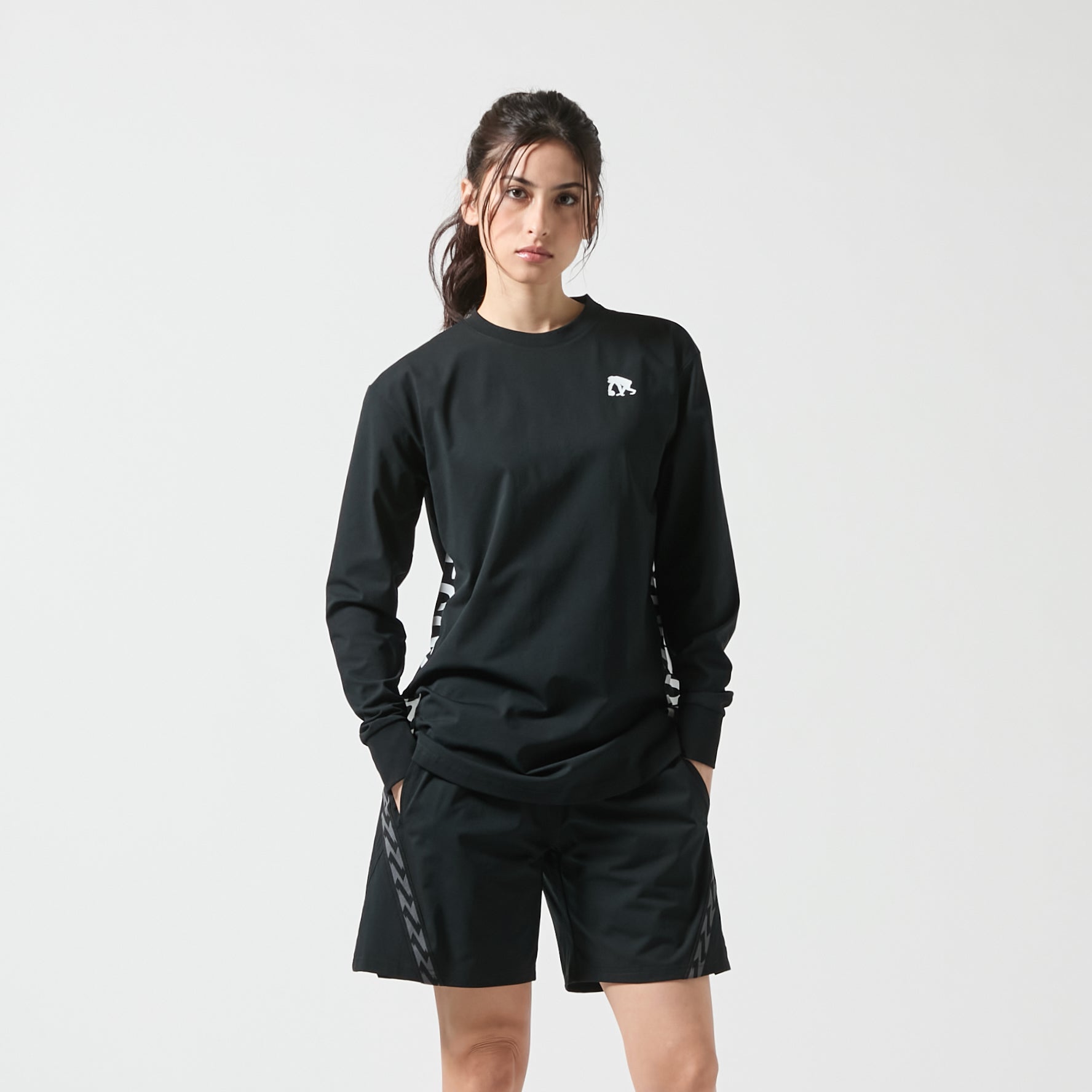 EZサイドパネル ロングスリーブTシャツ – EGOZARU ONLINE STORE