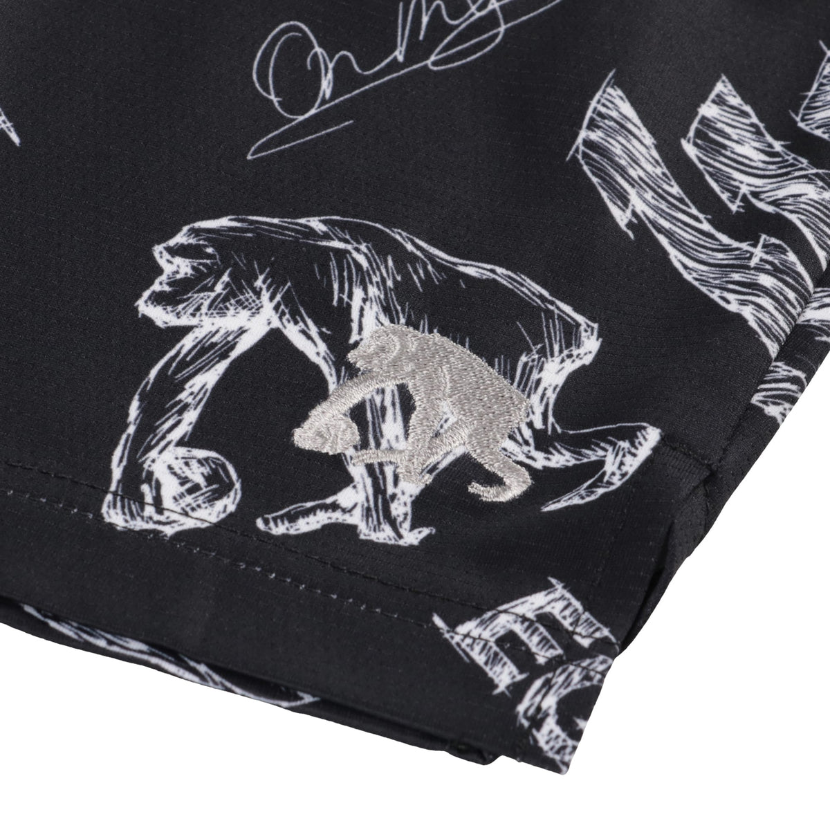 [ひざ上丈]ナイト オブ チェス ショートパンツ