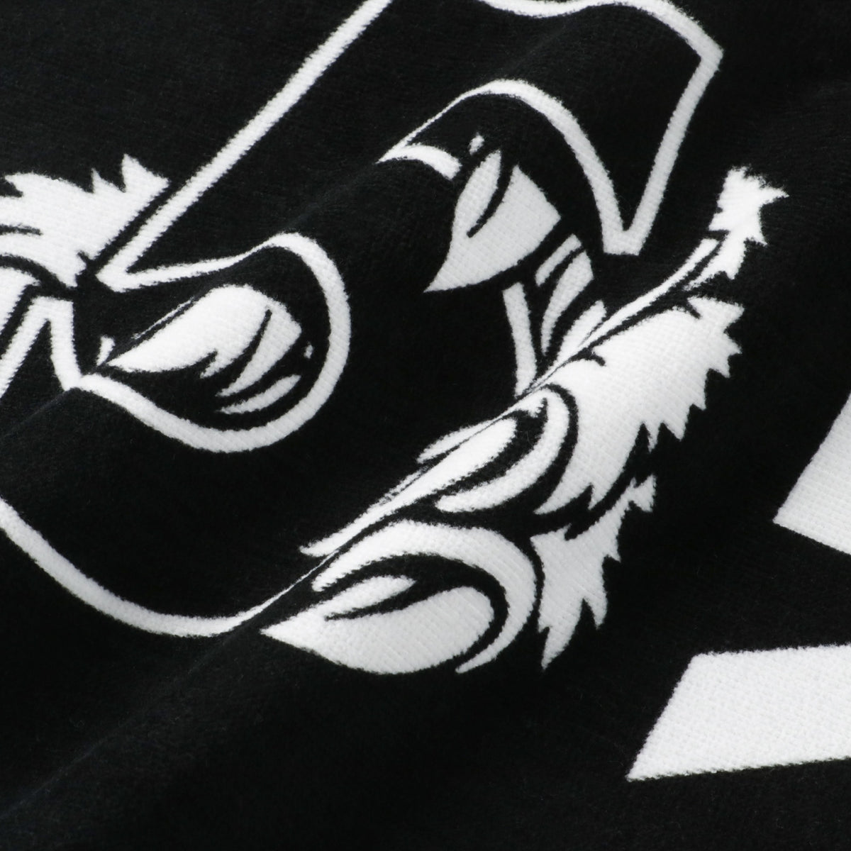 5beast towel