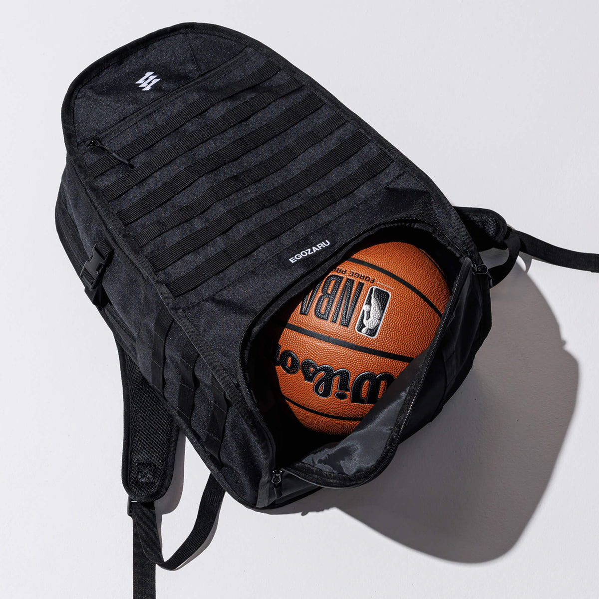 EZ ソリッドモールバックパック(36L)