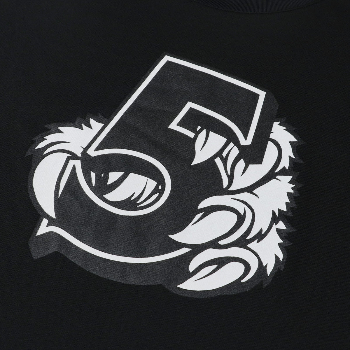 5ビーストTシャツ