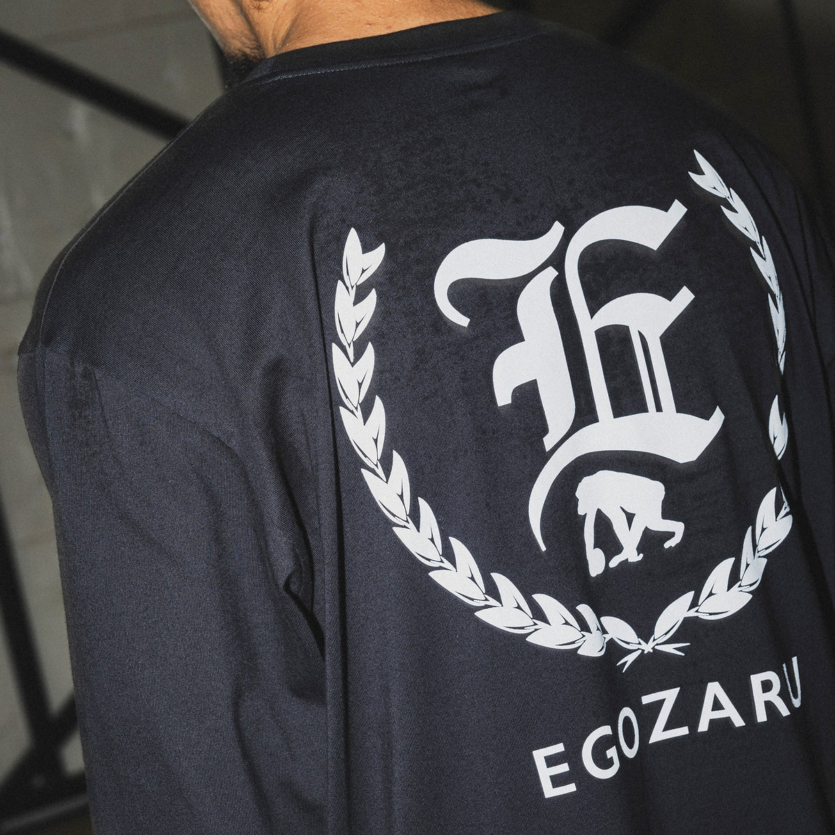 Emblem oversized doton long sleeve T -shirt (EZBH)