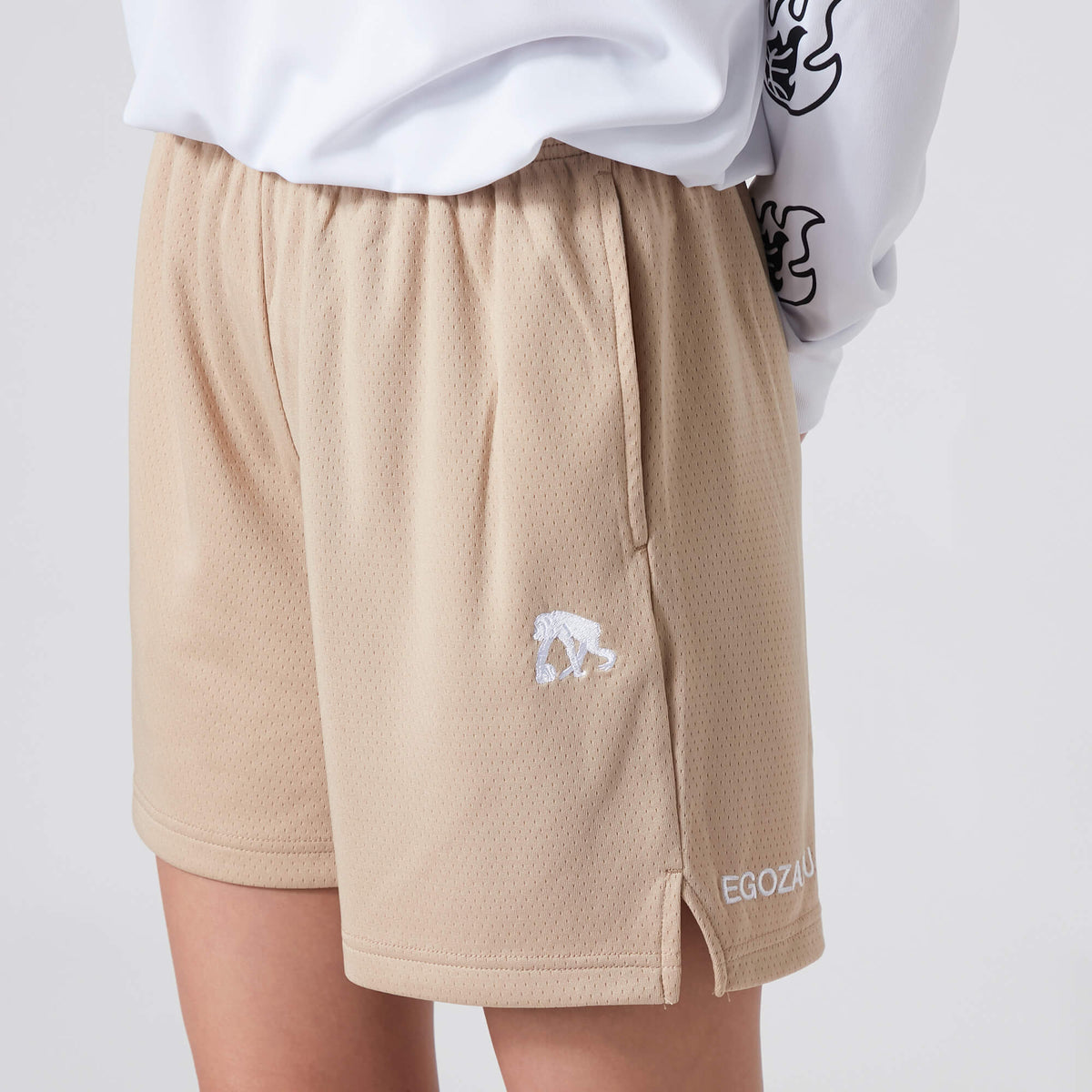 [Heart on the knee] icon cut -off shorts