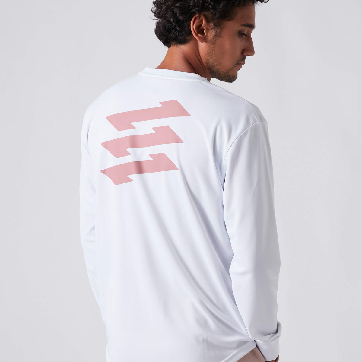 Color logo long sleeve T -shirt