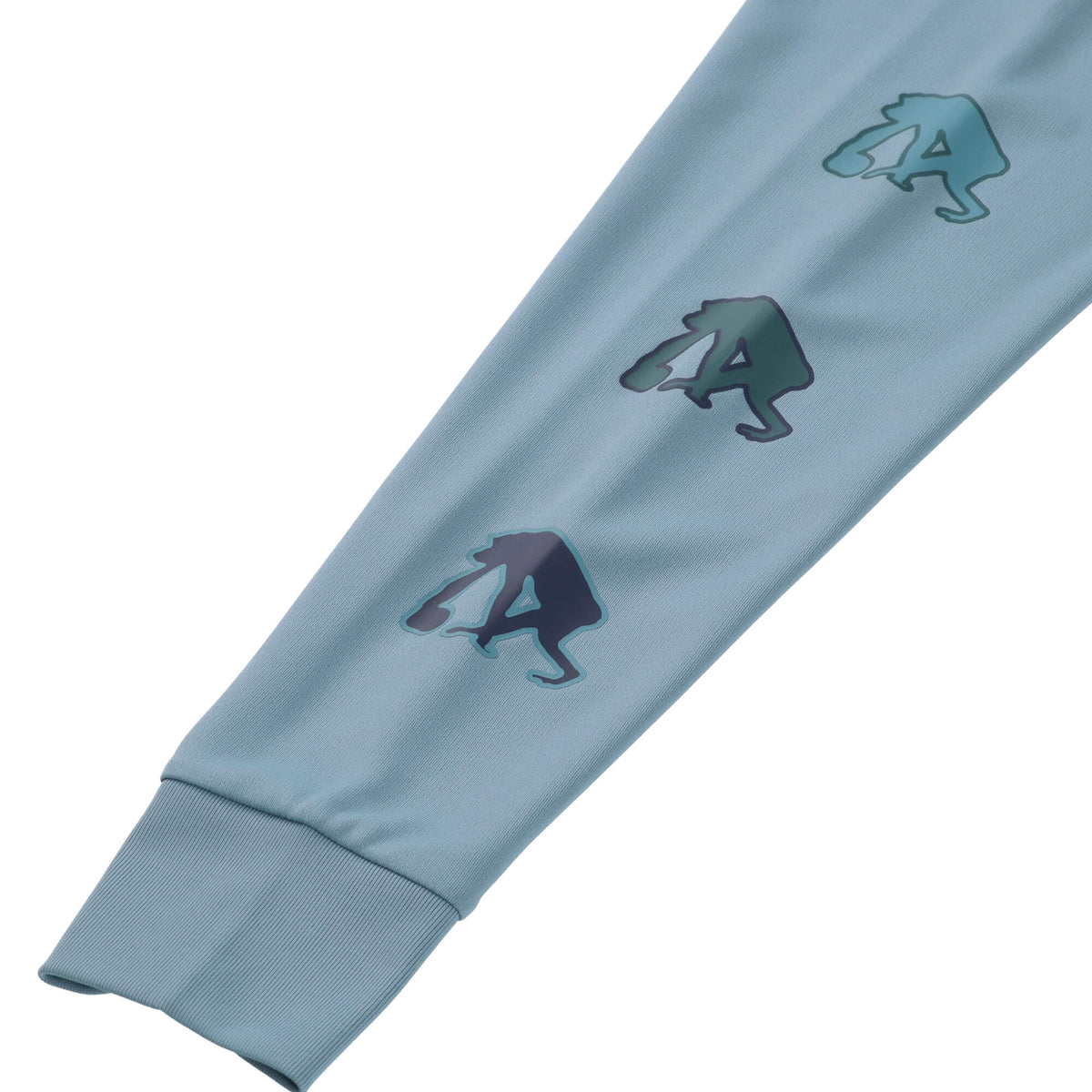 ディファレントスリーブロゴ ロングスリーブTシャツ