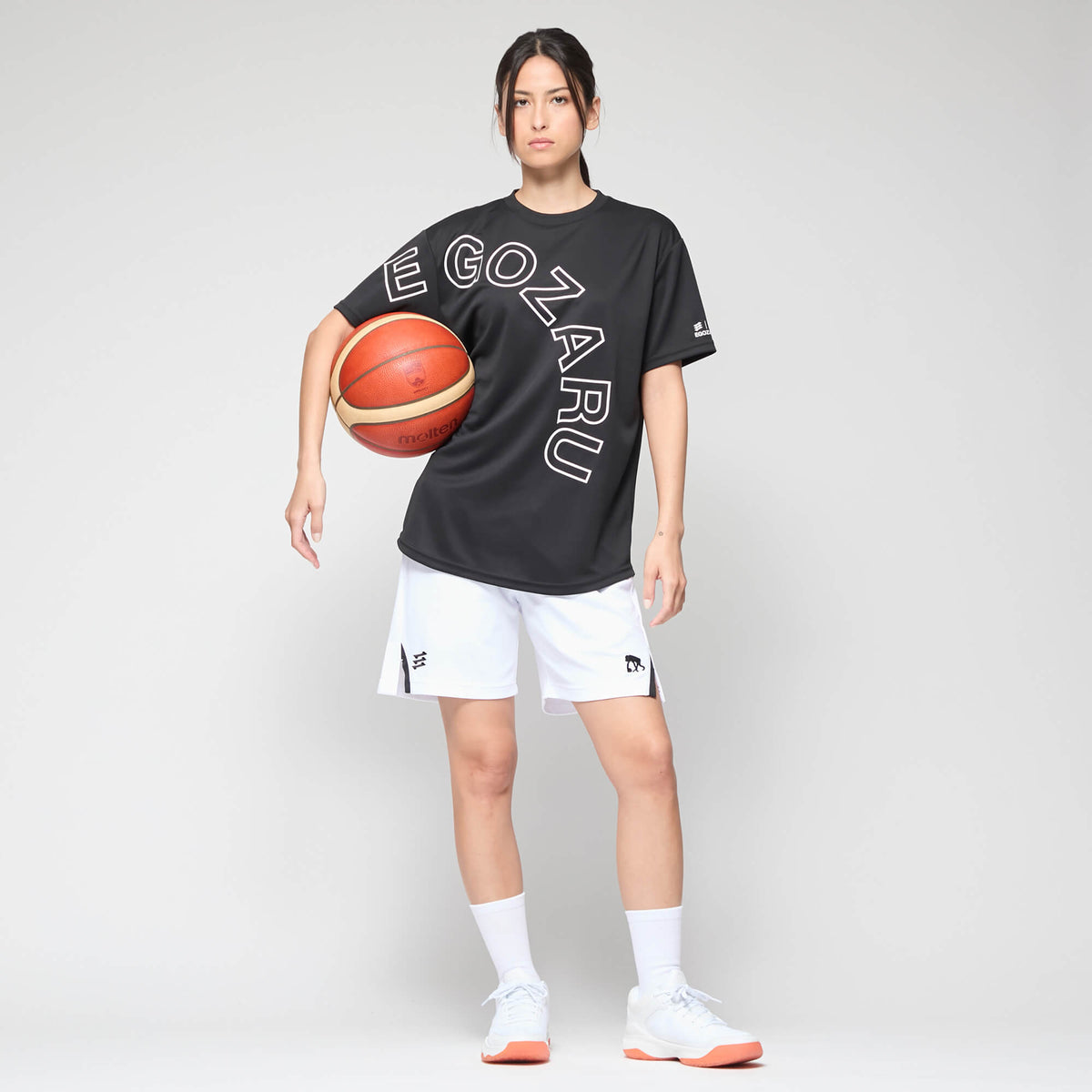 カーブ アウトラインロゴ Tシャツ