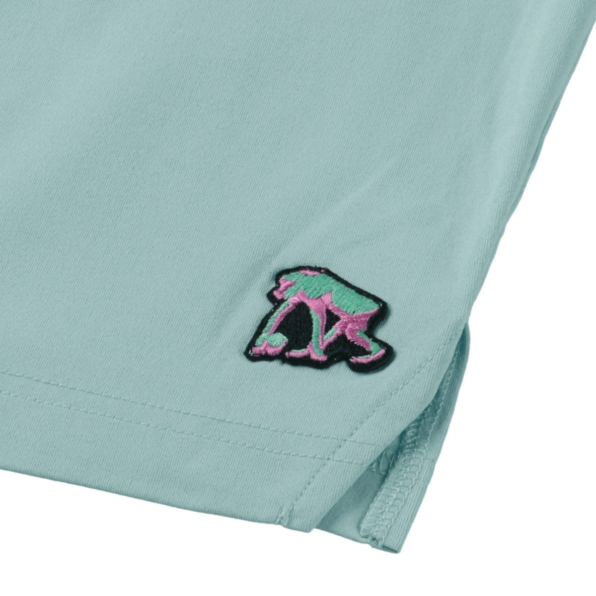 [ひざ上丈] ポリゴンワッペン カットオフショートパンツ