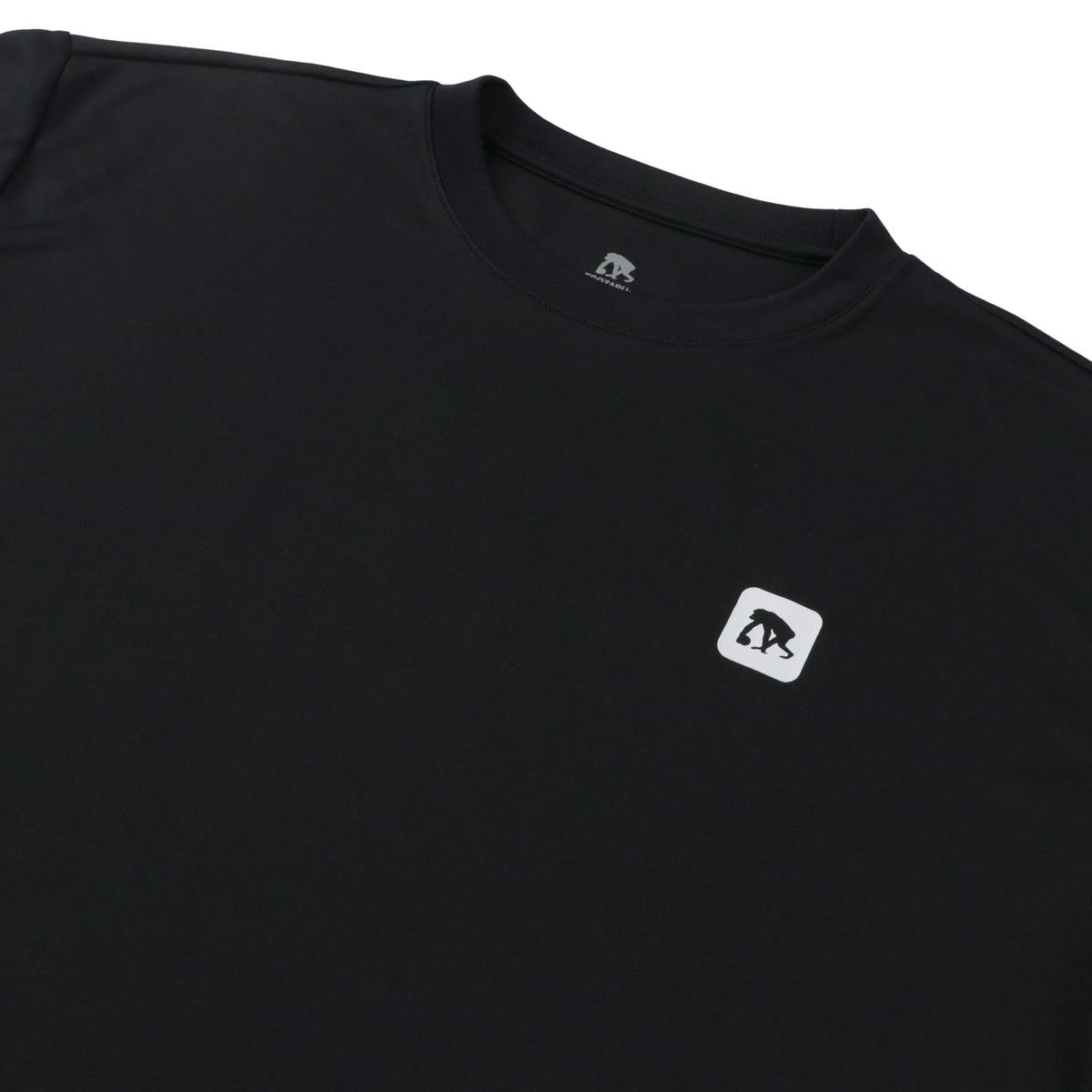 ビッグアイコン バックプリント Tシャツ