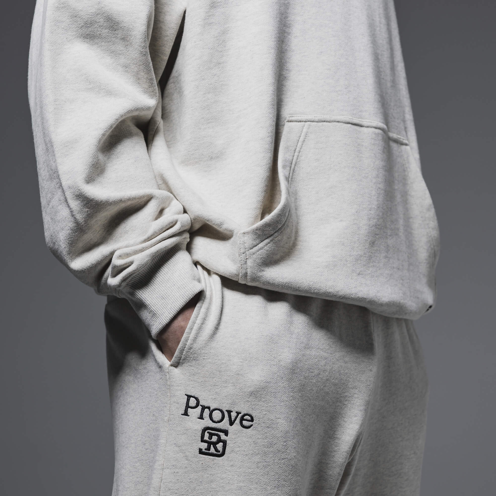 エゴザル　EGOZARU♦︎セットアップ　パーカー　ジョガーパンツ　グレー エゴザル EGOZARU♦︎セットアップ パーカー ジョガーパンツ