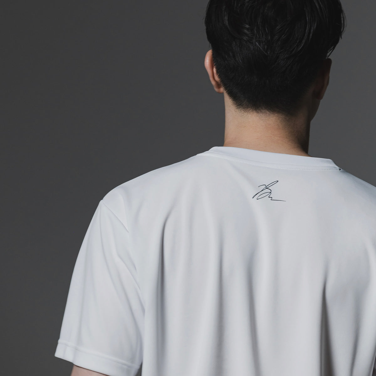 ［RIKU］RS ドローイング ロゴ Tシャツ［ストレートヘム］